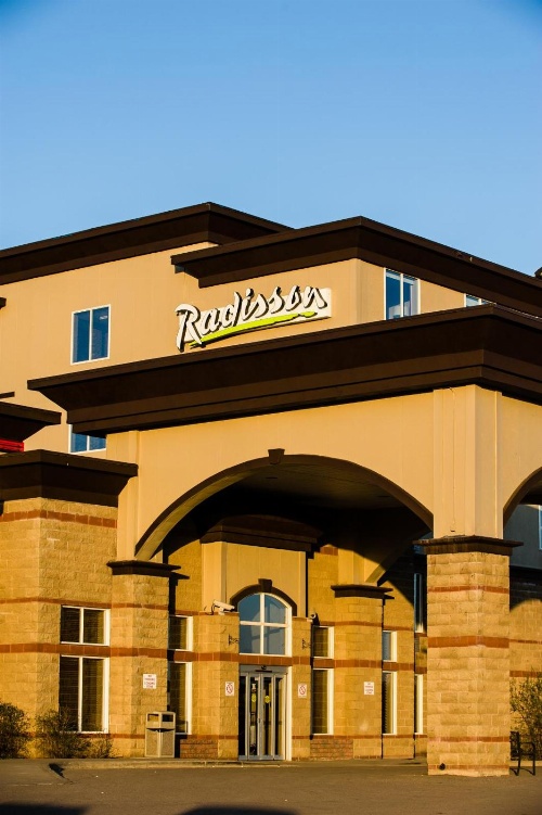 Radisson Hotel & Suites Fort Mcmurray image 1