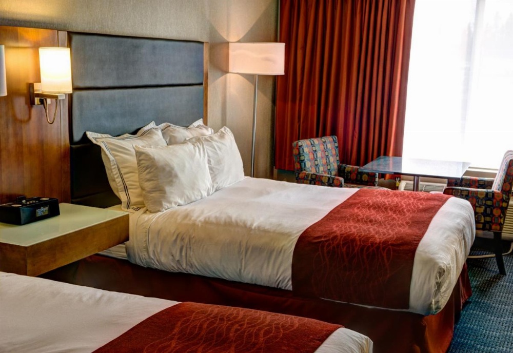 Radisson Hotel & Suites Fort Mcmurray
